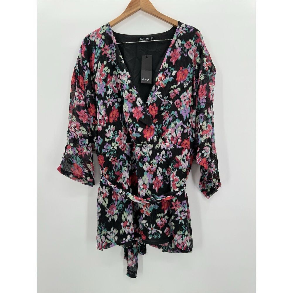 Nasty Gal Plus Size Dark Floral Belted Wrap Top Women's Size‎ 18 NEW